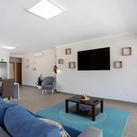 Flor Rosa Piscina E Jacuzzi Villa