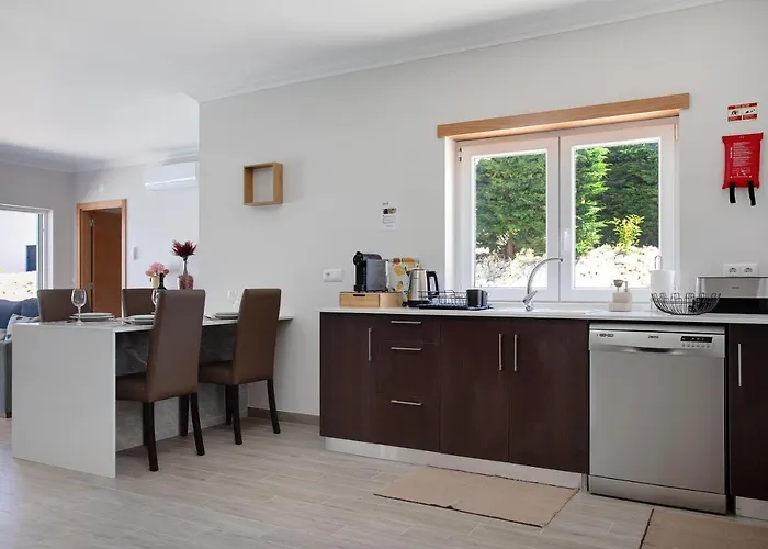 Flor Rosa Piscina E Jacuzzi *