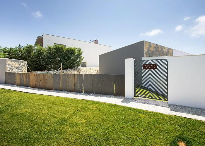 Flor Rosa Piscina E Jacuzzi